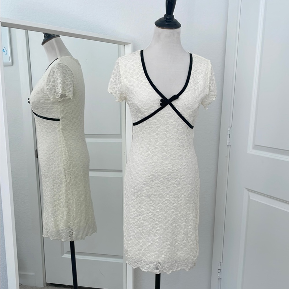 NWOT Ivory Lace Bodycon Dress with Black Velvet Accents